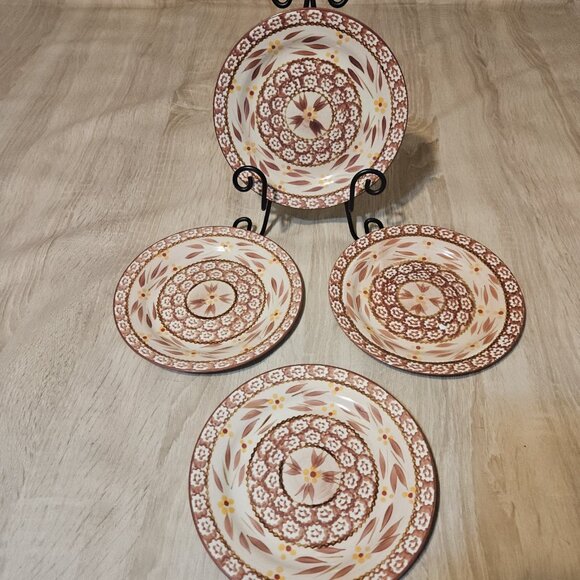 4 Temptations  By Tara Old World Red Cranberry Salad Plates 8" - Picture 1 of 6